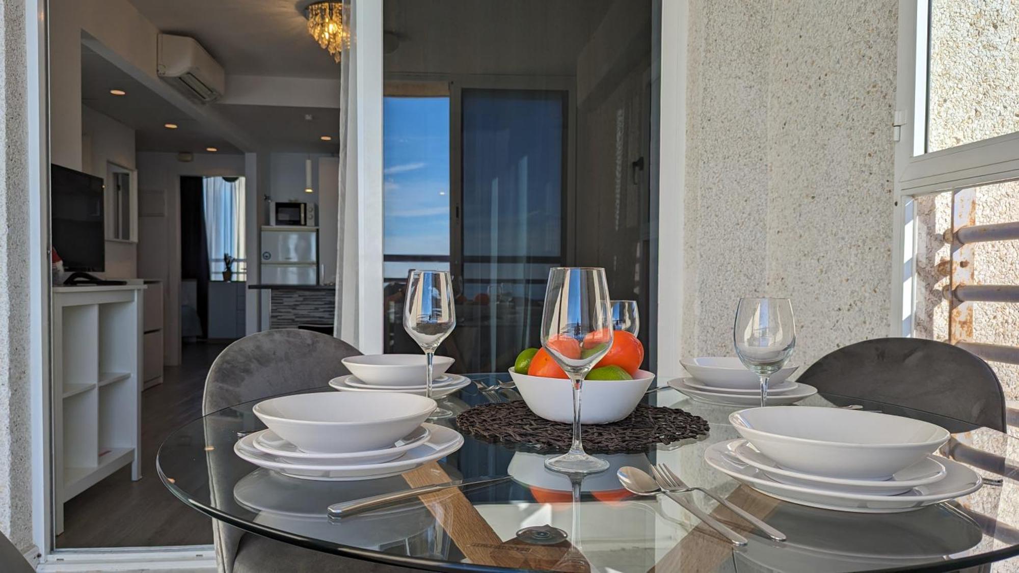 Tropic Mar Sea View Apartments Benidorm Esterno foto